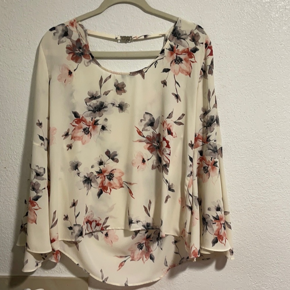 Flowy blouse